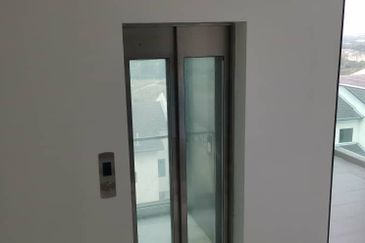 3.5 Storey Semi- D Kingsley Hills Putra Height 