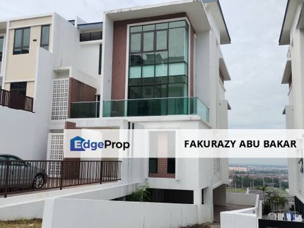 3.5 Storey Semi- D Kingsley Hills Putra Height , Selangor, Putra Heights