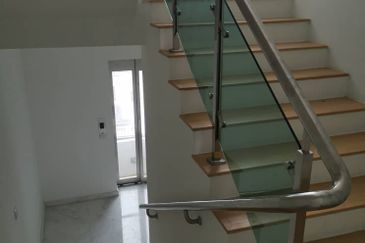 3.5 Storey Semi- D Kingsley Hills Putra Height 