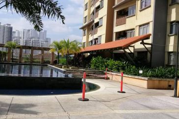 Perdana Exclusive Condominium