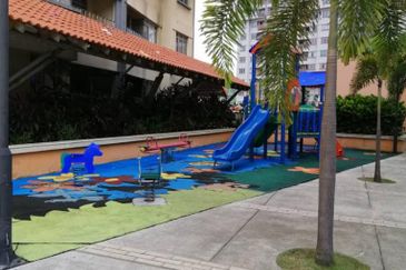 Perdana Exclusive Condominium