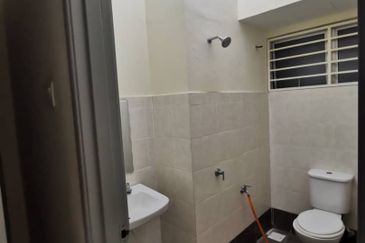 Suria Tropika Apartment