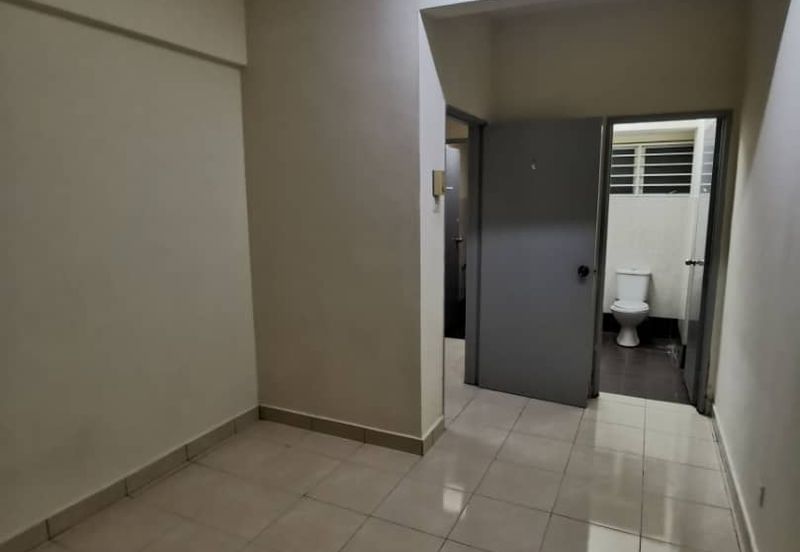 Suria Tropika Apartment