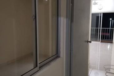 Suria Tropika Apartment