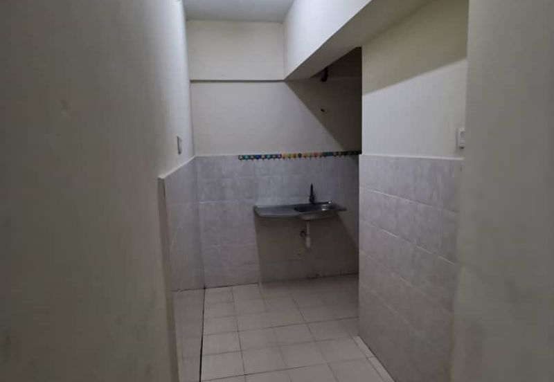 Suria Tropika Apartment