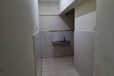 Suria Tropika Apartment