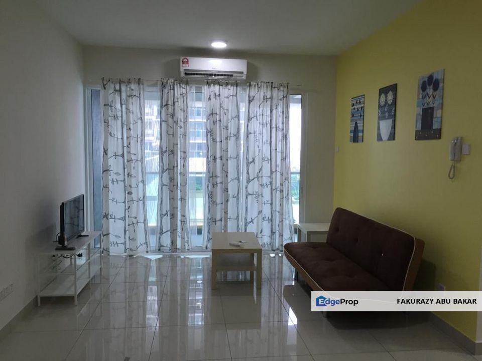 Fully furnish facing pool, Selangor, USJ