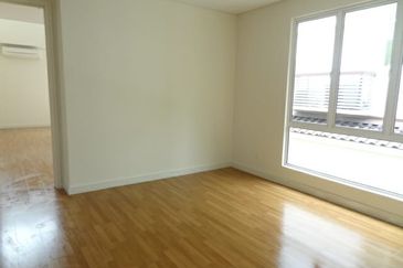 Seksyen 4, Shah Alam