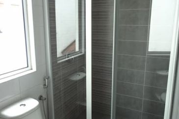 Seksyen 4, Shah Alam