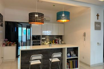 Duta Villa, Setia Alam