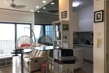 I Residence @ I City