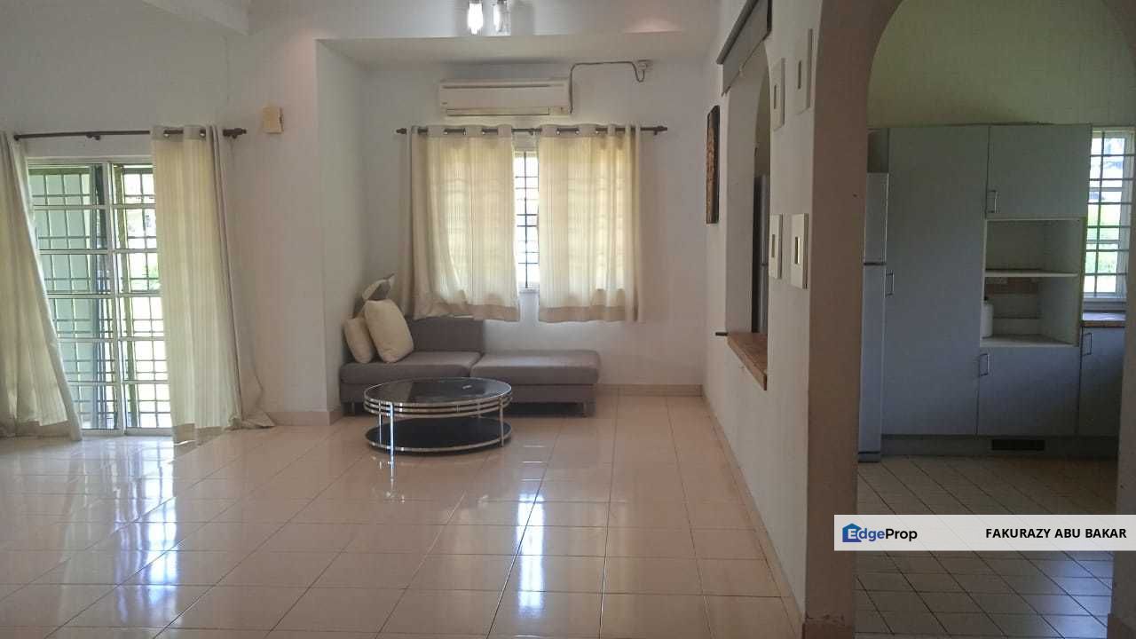 2 storey semi D @ Seksyen 7 Shah Alam 10,500 sqft land area , Selangor, Shah Alam