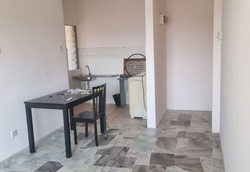 Astana Alam Apartment