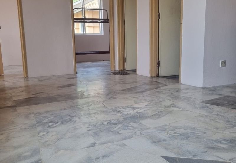 Astana Alam Apartment