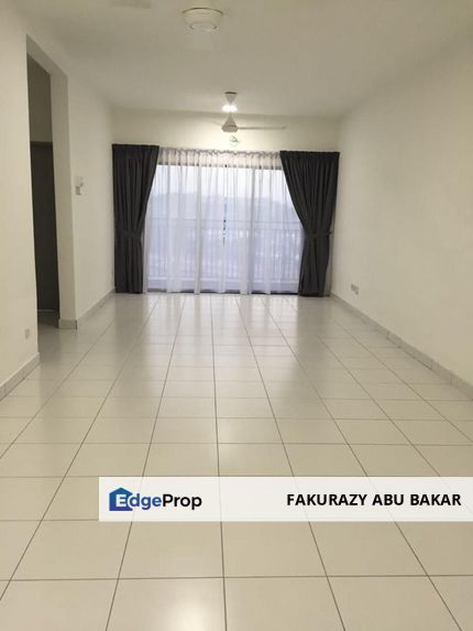 High level with partially furnished, Selangor, Shah Alam