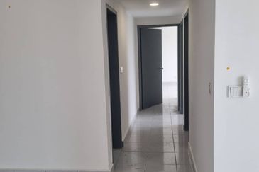 E'Island Lake Haven Residence