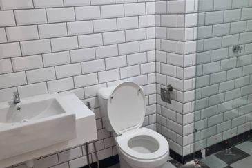 E'Island Lake Haven Residence