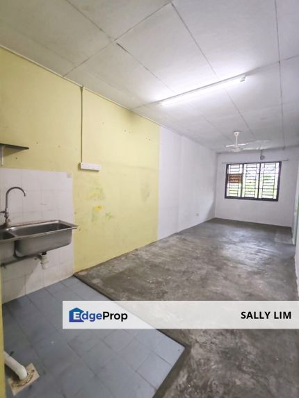Rumah Pangsa Sri Orkid Ehsan Jaya Low Cost Flat For Sale, Johor, Ulu Tiram