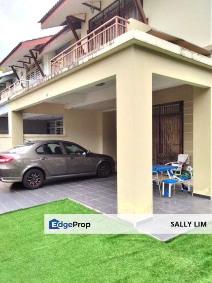 Taman Nusa Idaman Precinct 6 Double Storey Endlot With 10ft Extra Land , Johor, 