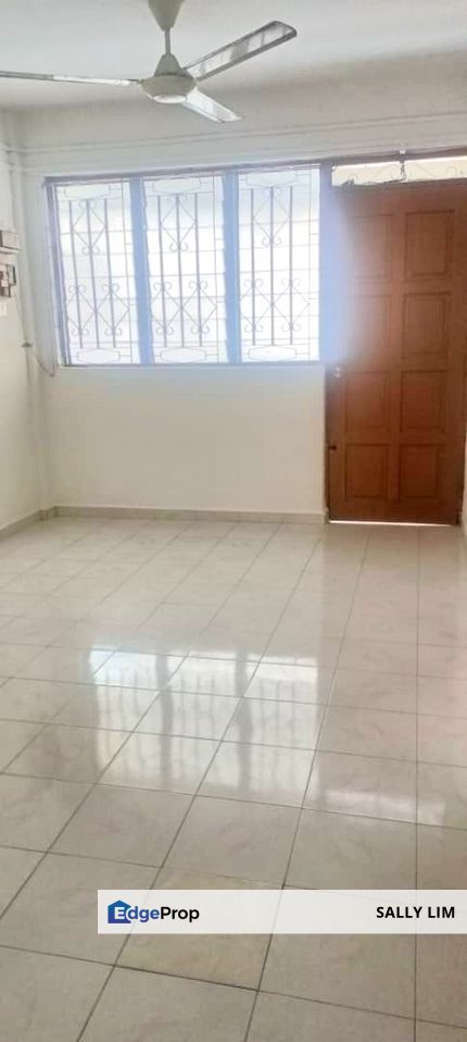 Tun Aminah Skudai Low Cost Flat Level 1 Fully Renovated & Good Condition, Johor, Johor Bahru
