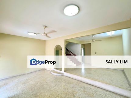 Taman Perling Jalan Belibis Double Storey with Basic Renovated, Johor, Johor Bahru
