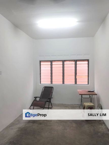 Taman Pulai Utama Skudai Medium Cost Flat Low Floor Unit For Sale, Johor, Skudai