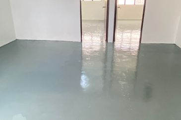 Taman Aman Jalan Bunga Kiambang Senai Double Storey Shop Lot