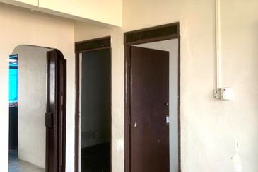 Flat Taman Ungku Tun Aminah