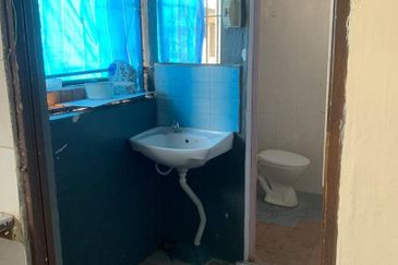 Flat Taman Ungku Tun Aminah