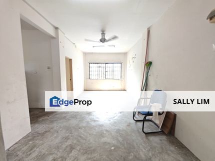 Taman Tampoi Utama Medium Cost Flat Level 1 Near Paradigm & Sutera Mall, Johor, Tampoi