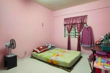 Flat Taman Plentong Utama