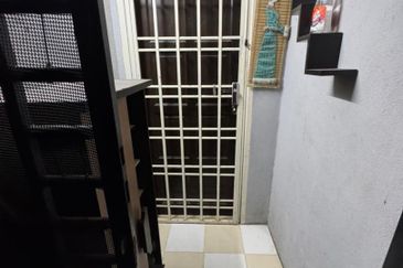 Pangsapuri Sri Ilham, Bandar Baru Seri Alam