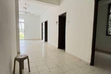 Bandar Pulai Jaya Shop Apartment 1st Floor Renovated Unit For Sale