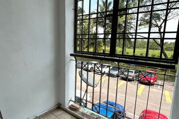 Bandar Pulai Jaya Shop Apartment 1st Floor Renovated Unit For Sale