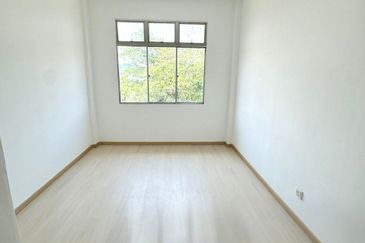 Ria 2 Apartment, Taman Megah Ria