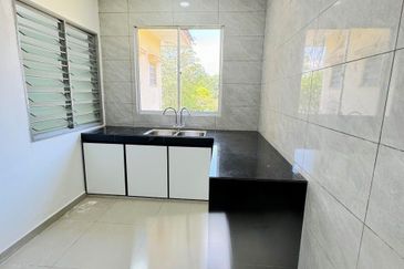 Ria 2 Apartment, Taman Megah Ria