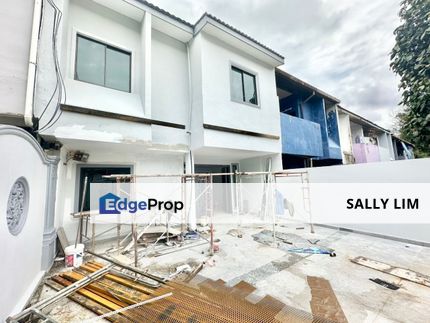 Taman Air Biru Pasir Gudang Double Storey Fully Renovated, Johor, Pasir Gudang