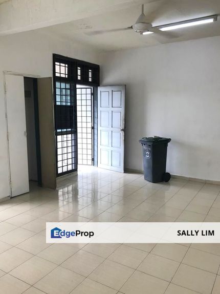 Desa Cemerlang Jalan Johar Double Storey Original Unit, Johor, Ulu Tiram