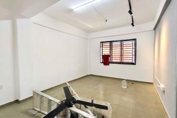 Flat Temenggong, Bandar Indahpura