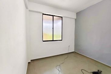 Flat Temenggong, Bandar Indahpura