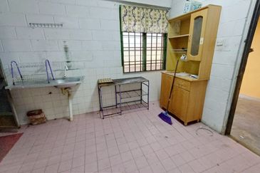 Flat Temenggong, Bandar Indahpura