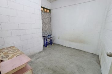 Flat Temenggong, Bandar Indahpura