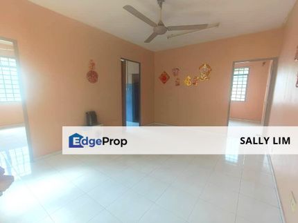 Taman Daya Jalan Nibong Low Cost Flat 2nd Floor For Sale, Johor, Johor Bahru