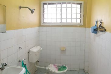 Ria 1 Apartment, Taman Megah Ria