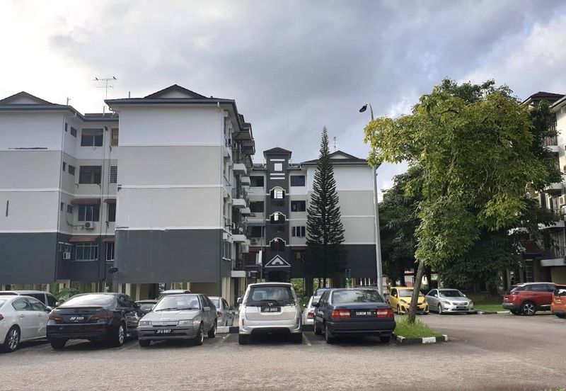 Ria 1 Apartment, Taman Megah Ria