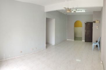 Ria 1 Apartment, Taman Megah Ria