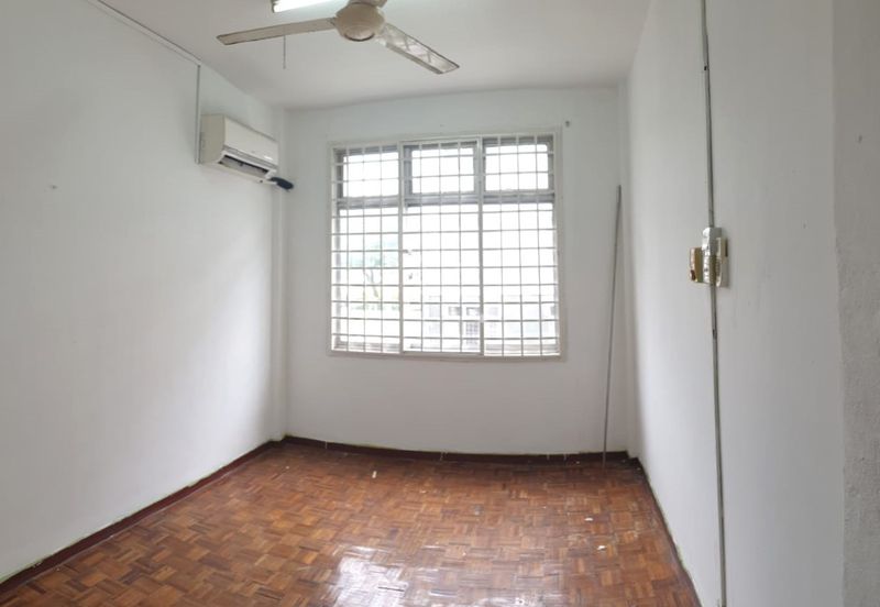 Ria 1 Apartment, Taman Megah Ria