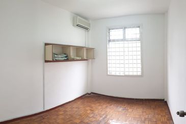 Ria 1 Apartment, Taman Megah Ria