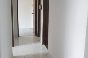 Ria 1 Apartment, Taman Megah Ria
