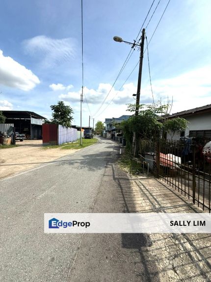 Taman Seraya Kulai Johor Single Storey Terrace House, Johor, Kulai